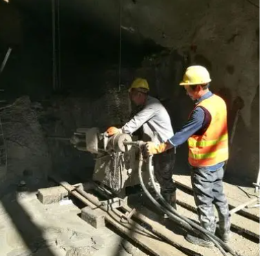 周宁水下抗分散灌浆料特点 水下不分散注浆料介绍